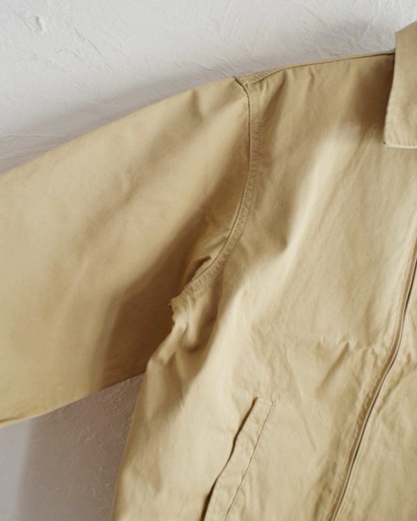 着るほどに良さが分かるN.O.UNのブルゾン