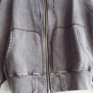 ヴィンテージ顔のセパポケZIPパーカー