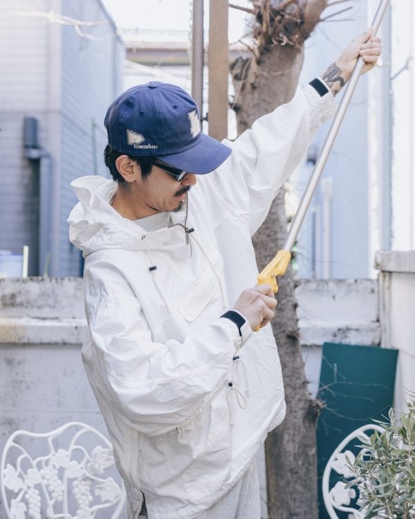 ギミック満載。“全部盛り仕様”のアノラック。