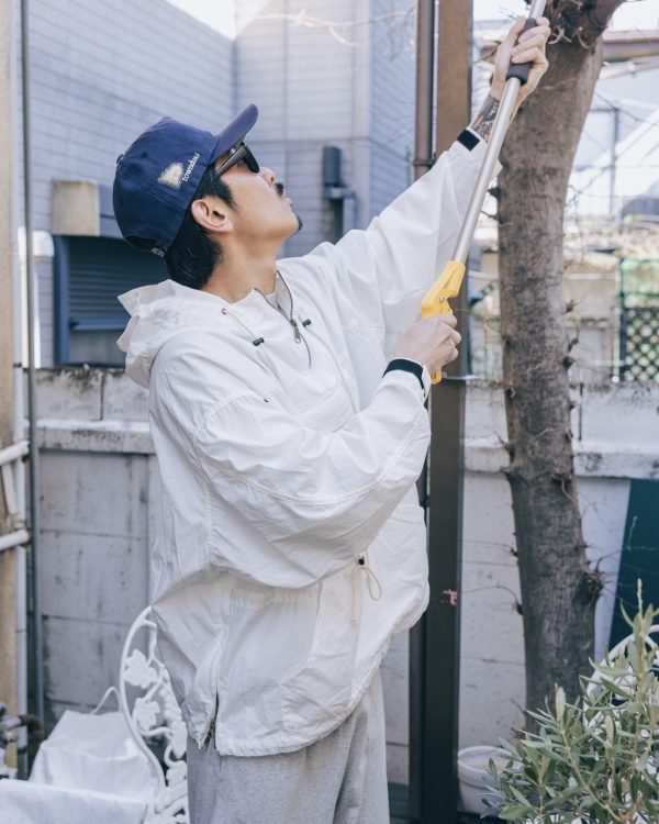 ギミック満載。“全部盛り仕様”のアノラック。