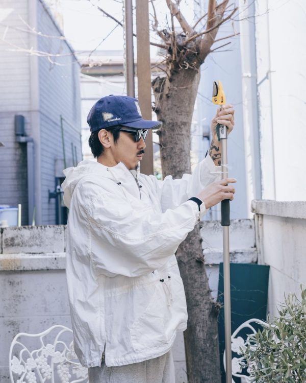 ギミック満載。“全部盛り仕様”のアノラック。