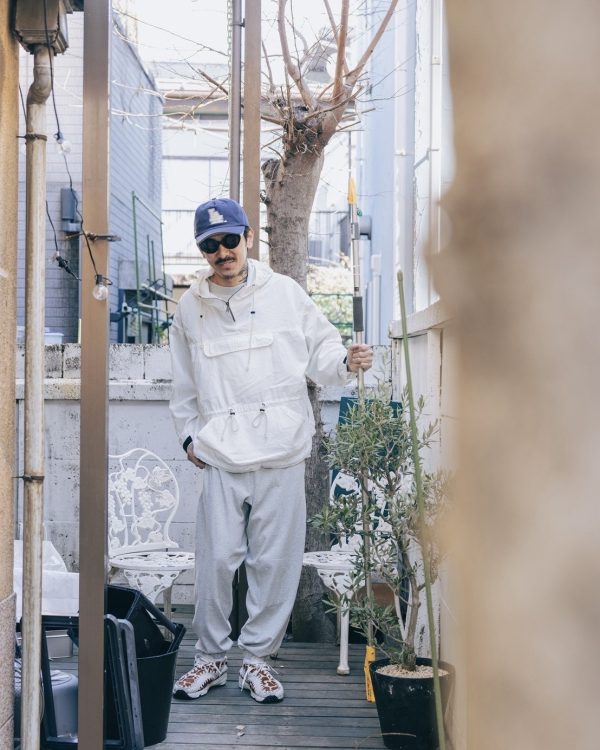 ギミック満載。“全部盛り仕様”のアノラック。