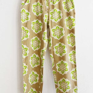 春の陽気に映える、セットアップ