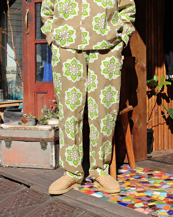 春の陽気に映える、セットアップ