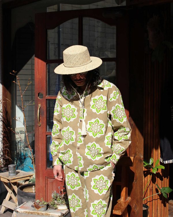 春の陽気に映える、セットアップ