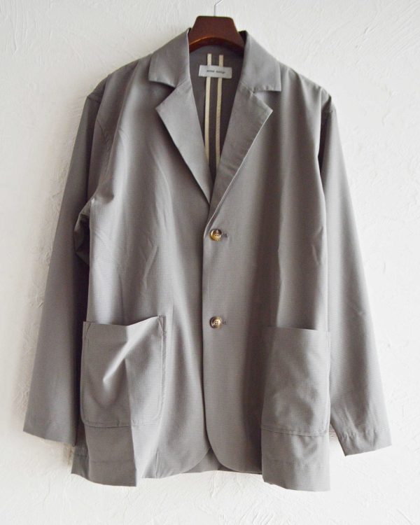 “考えずに着て、ちゃんと整う”セットアップ