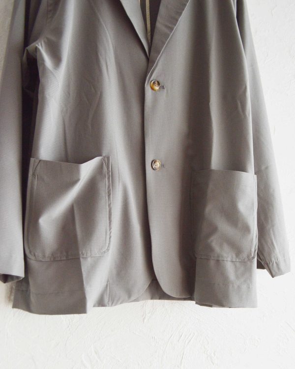 “考えずに着て、ちゃんと整う”セットアップ