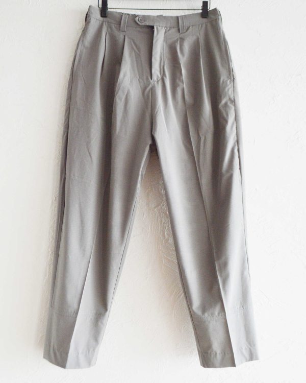 “考えずに着て、ちゃんと整う”セットアップ