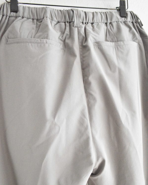 “考えずに着て、ちゃんと整う”セットアップ