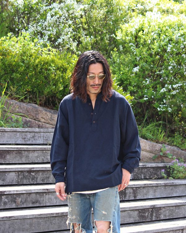 揺れで魅せる一着