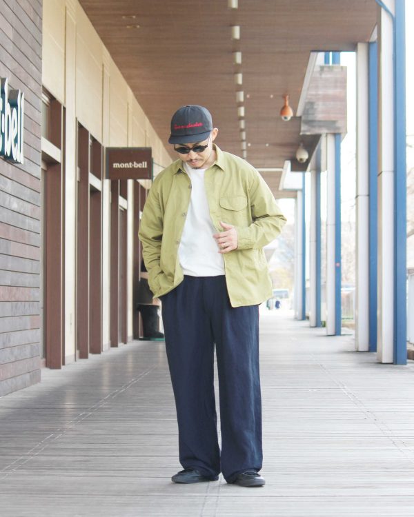 揺れで魅せる一着