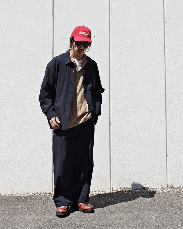 自然と雰囲気を引き上げてくれるセットアップ。