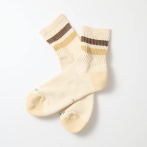 足元から整える、夏の快適高機能ソックス