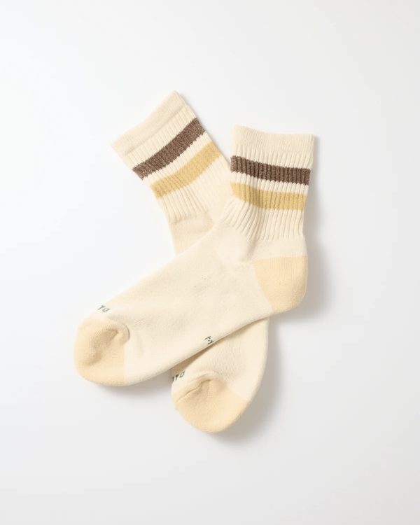 足元から整える、夏の快適高機能ソックス