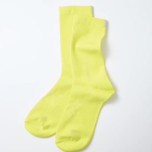 足元から整える、夏の快適高機能ソックス