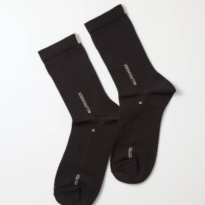 足元から整える、夏の快適高機能ソックス