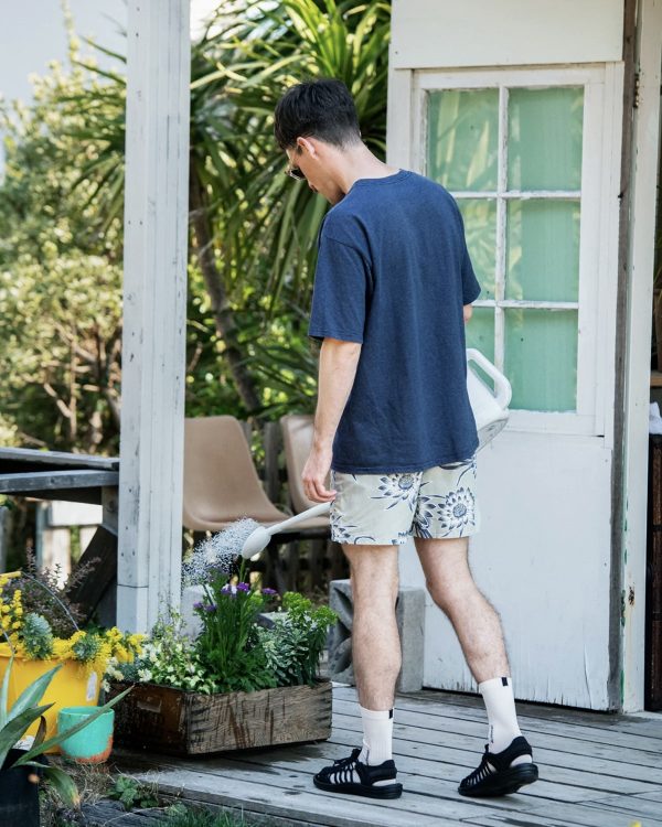 足元から整える、夏の快適高機能ソックス