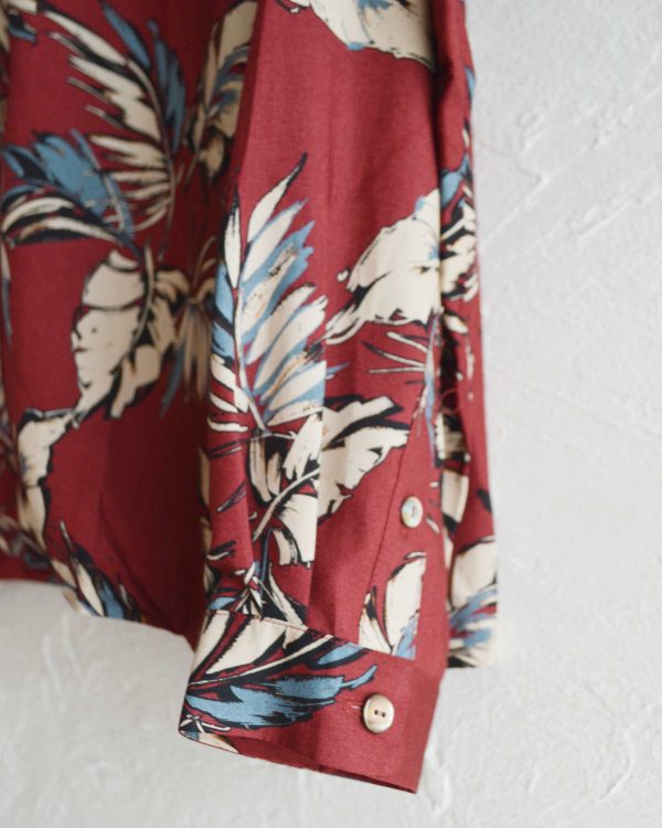 夏じゃなく“今着たい服”としてのアロハが明日発売