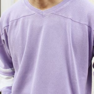 透けないメッシュという新提案。進化したホッケーT