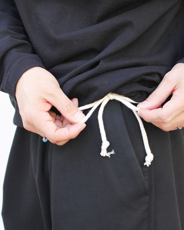 一枚でも重ねても映える、リラックスカットソー