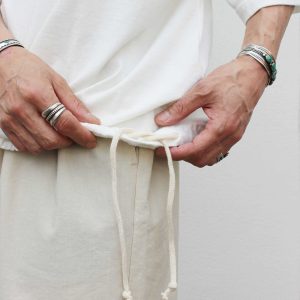 一枚でも重ねても映える、リラックスカットソー