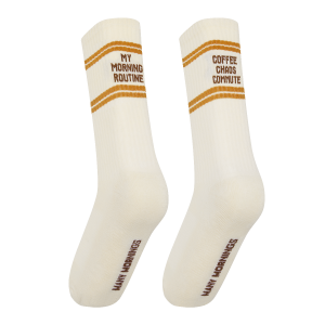 “朝の気分”で選ぶ。左右非対称が楽しいMANY MORNINGSのスポーツソックスが入荷。
