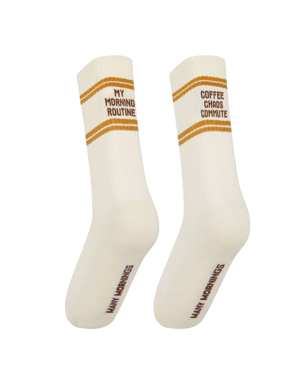 “朝の気分”で選ぶ。左右非対称が楽しいMANY MORNINGSのスポーツソックスが入荷。