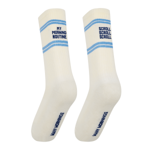 “朝の気分”で選ぶ。左右非対称が楽しいMANY MORNINGSのスポーツソックスが入荷。