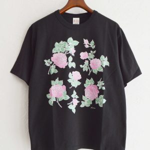 手描きのローズデザインTEE