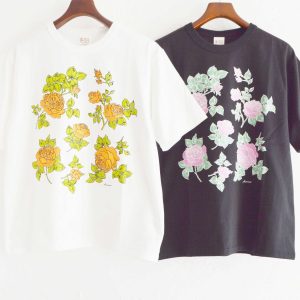 手描きのローズデザインTEE