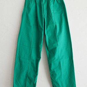 夏のスタイリングに効く一本。N.O.UN “PIN TUCK PANTS” がビタミンカラーで登場。