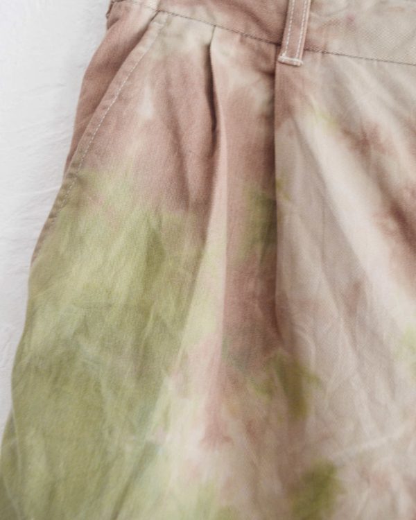 夏のスタイルに奥行きを。Nasngwam. “MOONLIGHT SHORTS”
