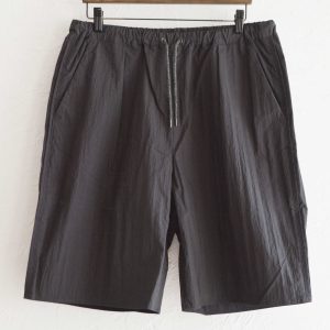 COTTON×NYLON POPLIN SHORTS