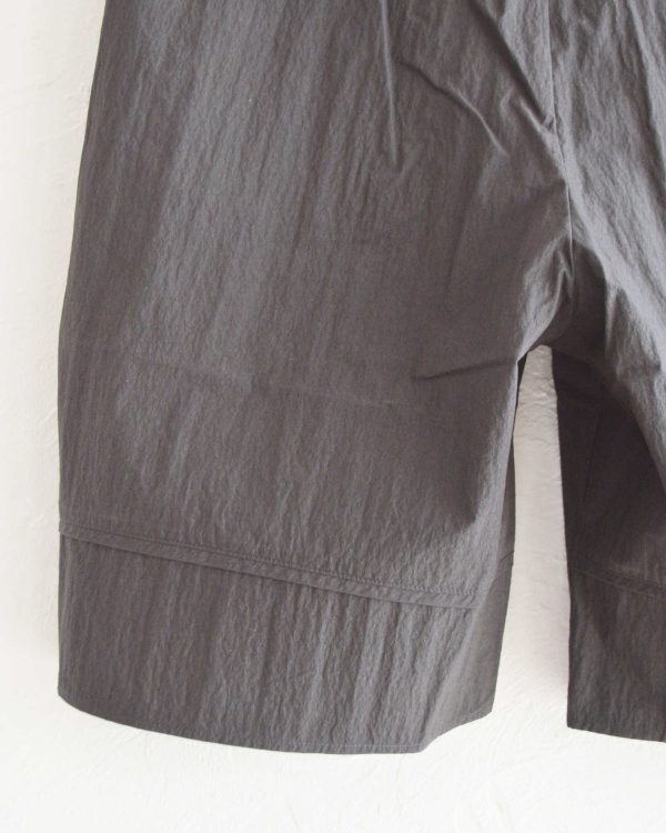 COTTON×NYLON POPLIN SHORTS