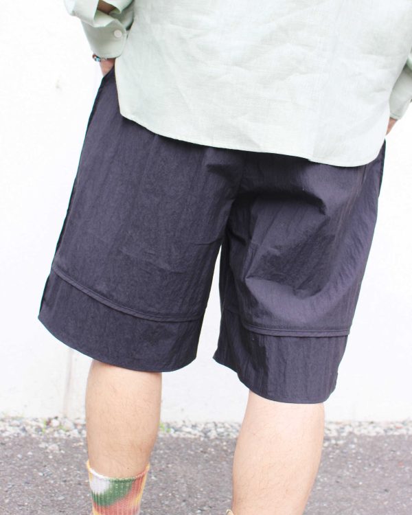 COTTON×NYLON POPLIN SHORTS