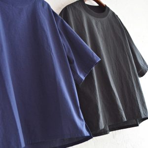 Tシャツ以上、シャツ未満。夏を快適に過ごす布帛Tシャツ