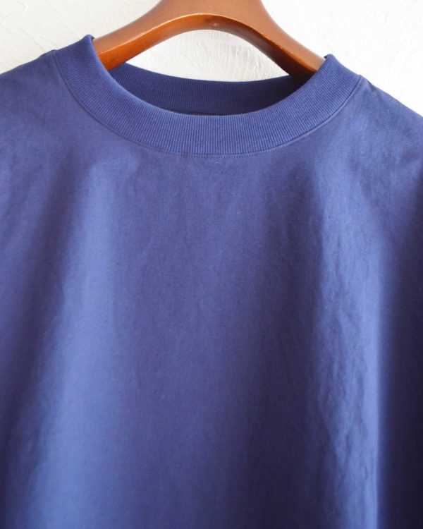 Tシャツ以上、シャツ未満。夏を快適に過ごす布帛Tシャツ