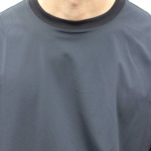 涼しいだけじゃない。街でもアウトドアでも使える機能素材セットアップ。