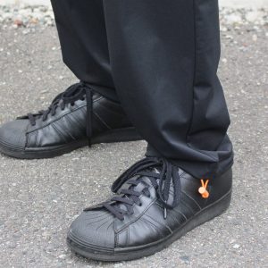 涼しいだけじゃない。街でもアウトドアでも使える機能素材セットアップ。