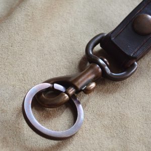 使うほどに自分のものになる。j.o.bが作る革小物。