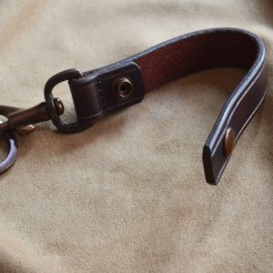使うほどに自分のものになる。j.o.bが作る革小物。