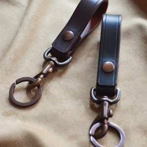 使うほどに自分のものになる。j.o.bが作る革小物。