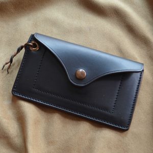 使うほどに自分のものになる。j.o.bが作る革小物。