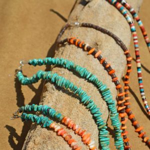 首元から夏を楽しむ。天然素材が生み出すINDIAN JEWELRYの魅力。
